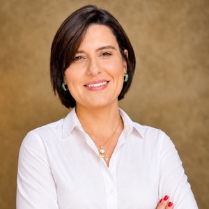 Lívia Magalhães-Antunes
